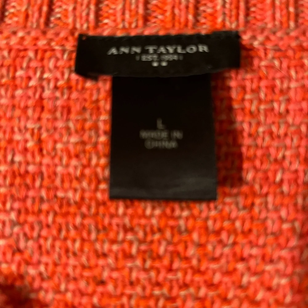 Ann Taylor cotton sweater size large - Picture 3 of 5